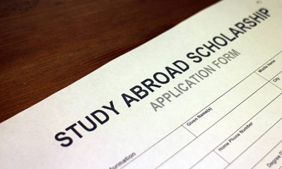 International Entrance Scholarships at Lakehead University in Canada 2023/2024